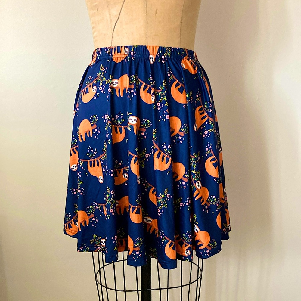 NWOT Adorable Sloth Print A Line Skirt sz XL